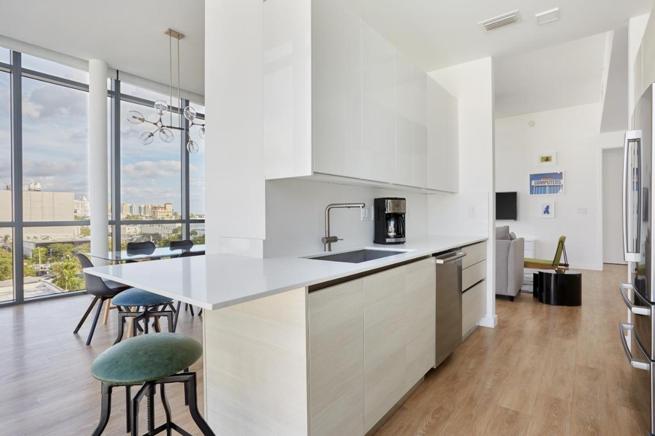 Sonder By Marriott Bonvoy 17West Apartments Маями Бийч Екстериор снимка