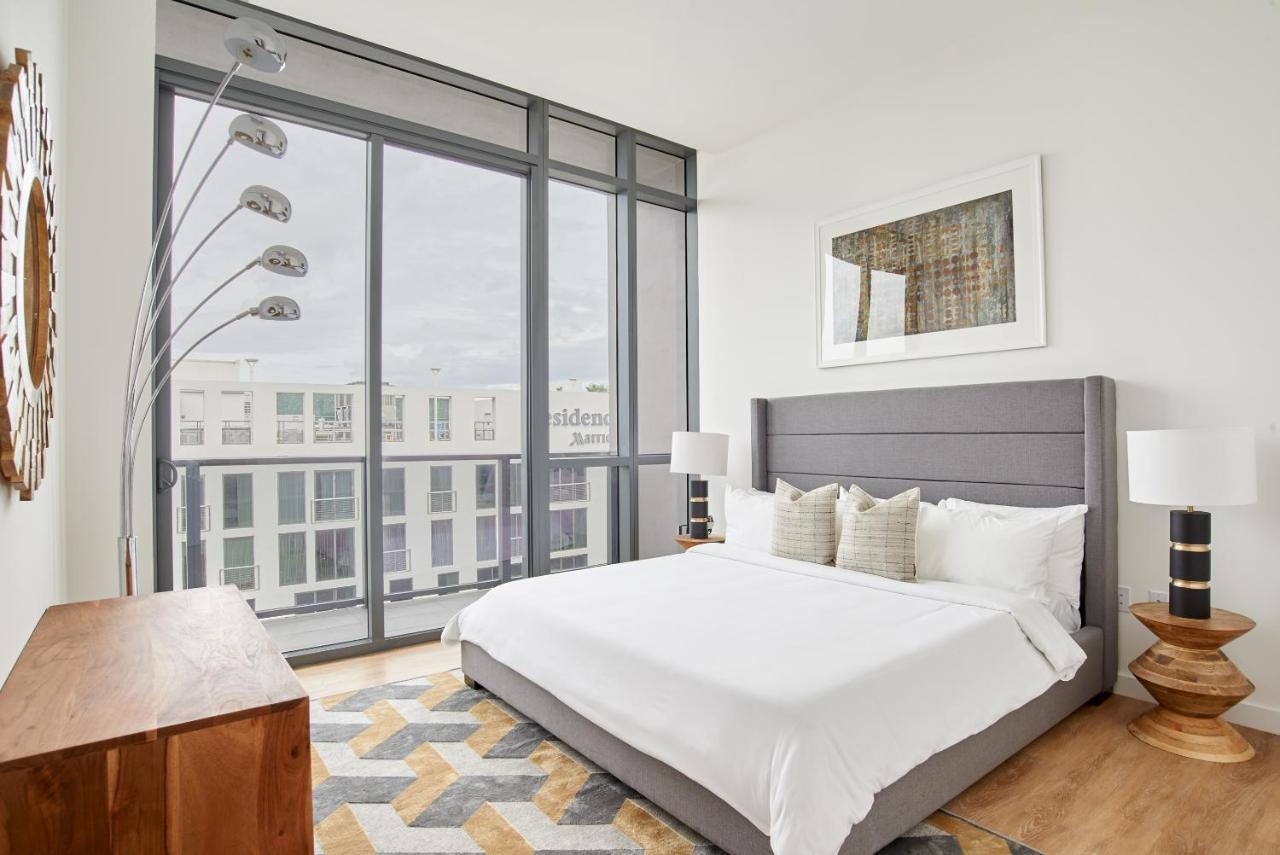 Sonder By Marriott Bonvoy 17West Apartments Маями Бийч Екстериор снимка
